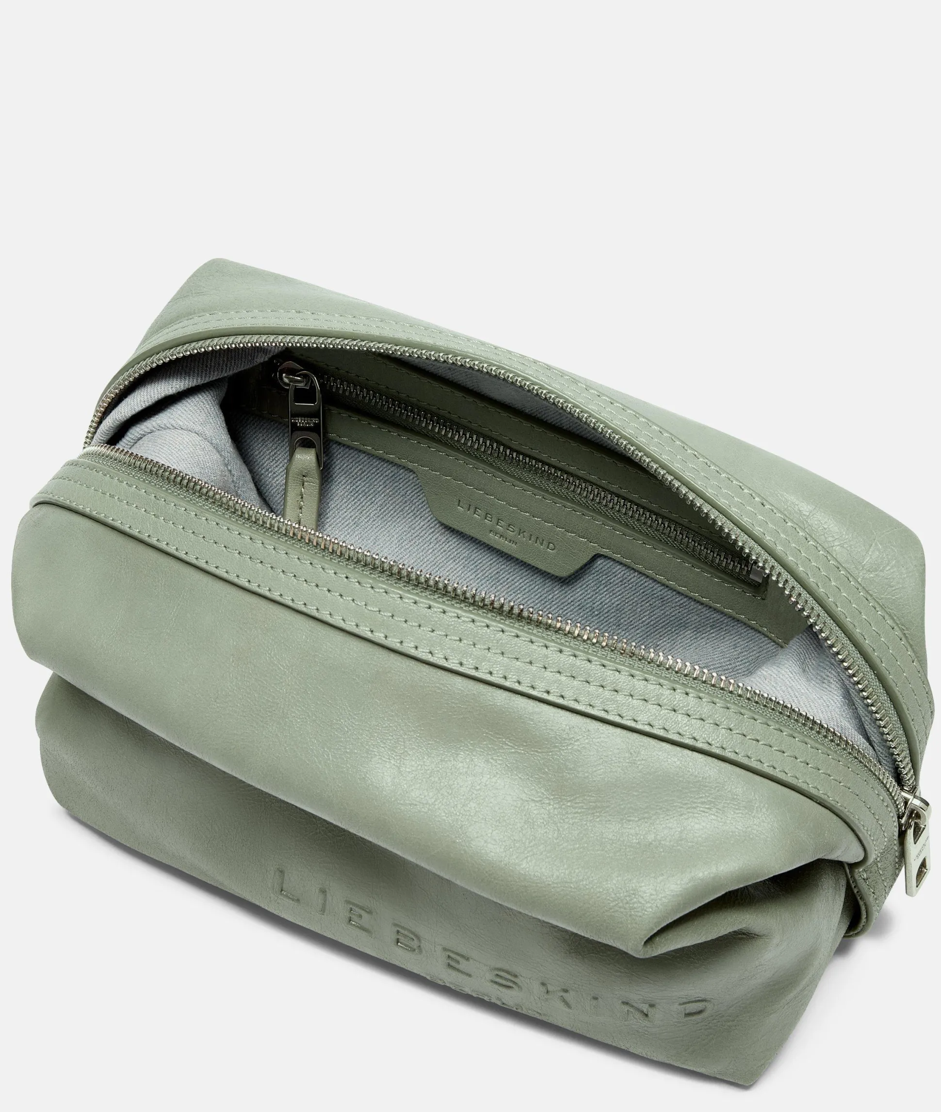 Elvira Pouch