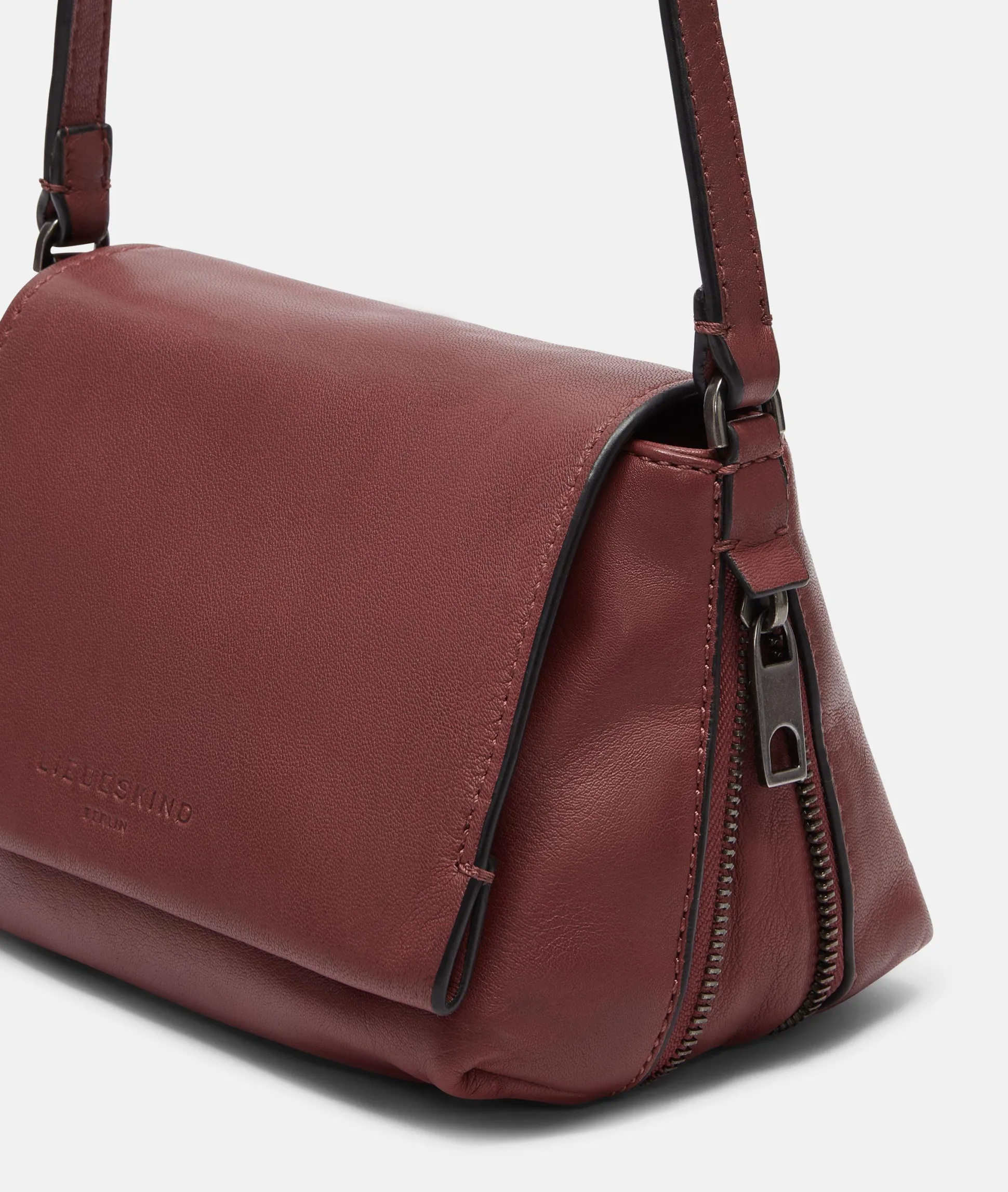 Hera Crossbody S