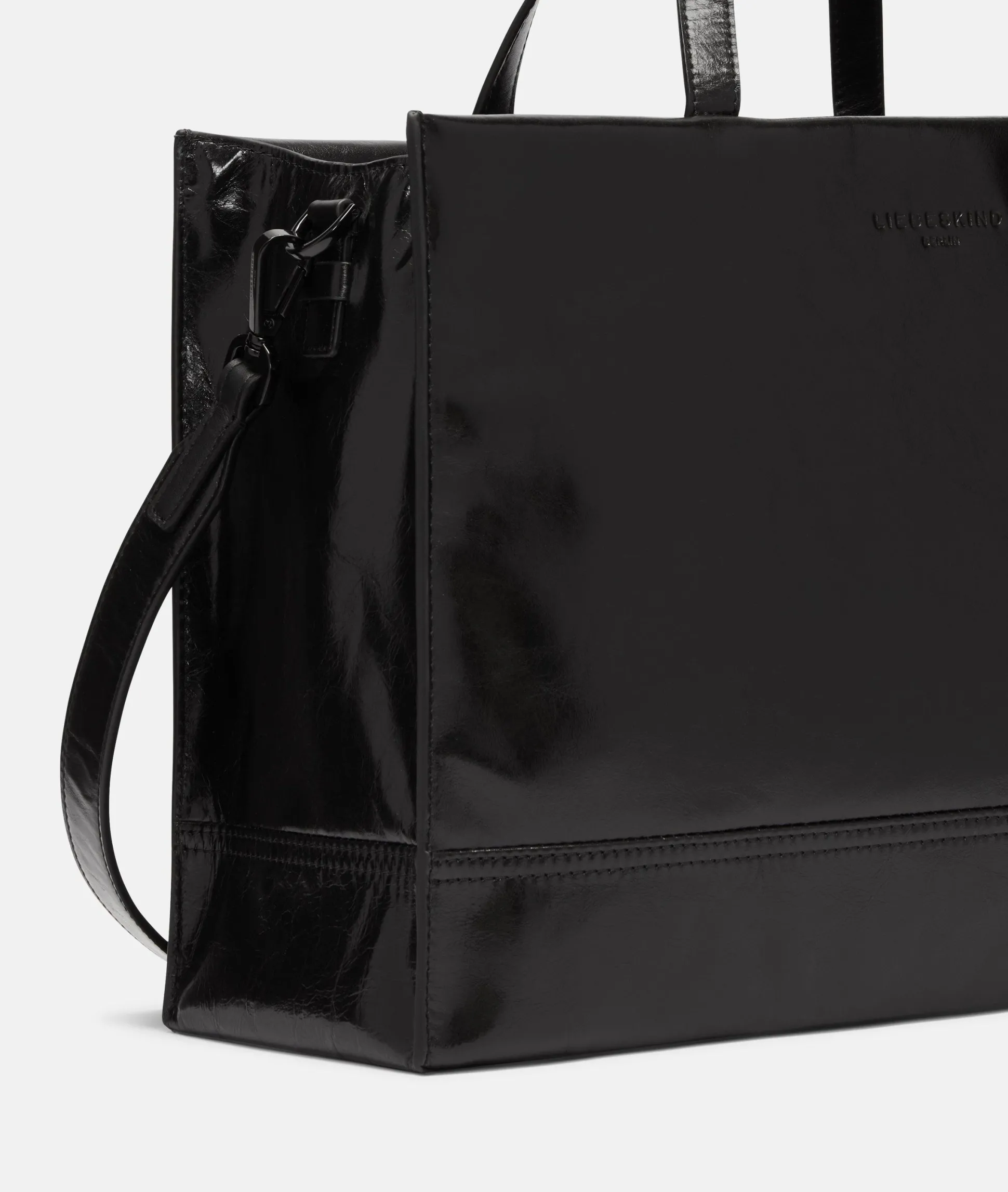 Lou Satchel L
