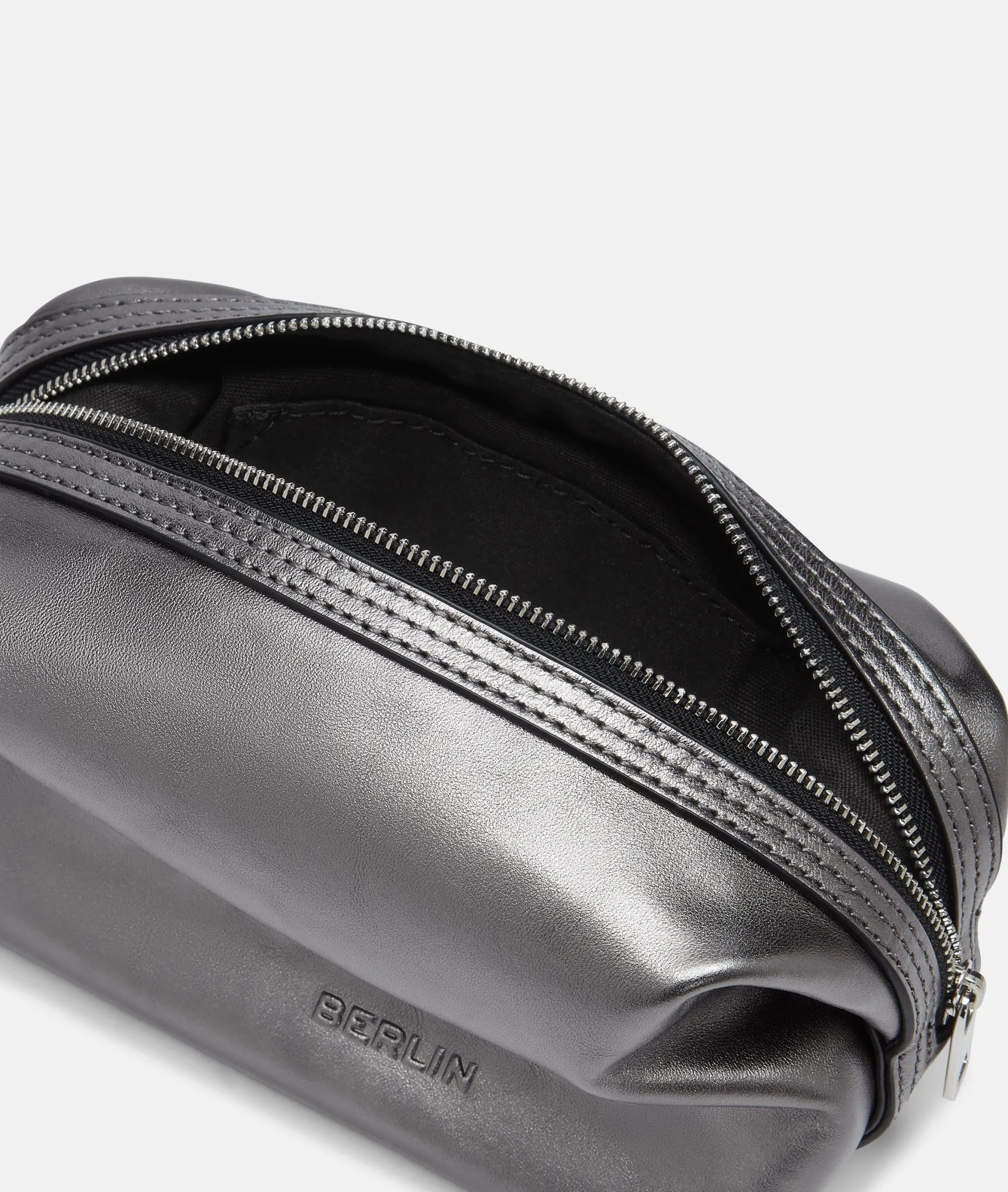 Metallic Elvira Pouchette