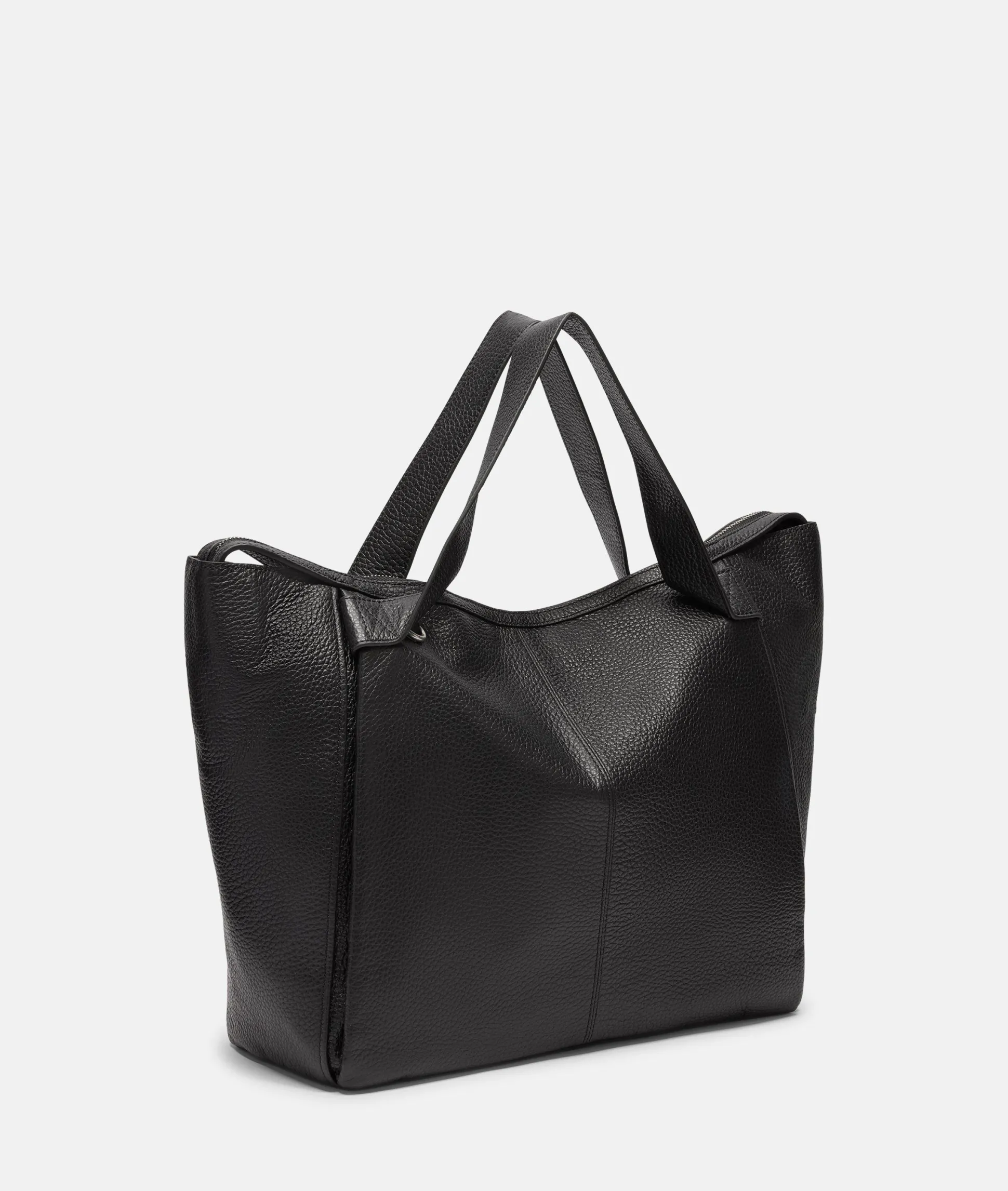Satchel L